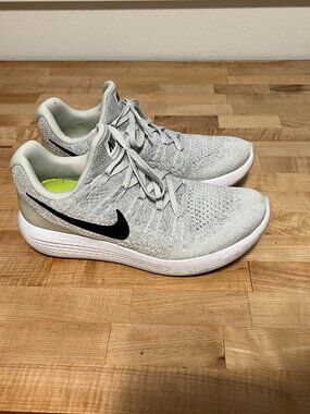 Mens Nike Lunarepic Flyknit for Sale up to 90% Off: Poshmark display picture 1